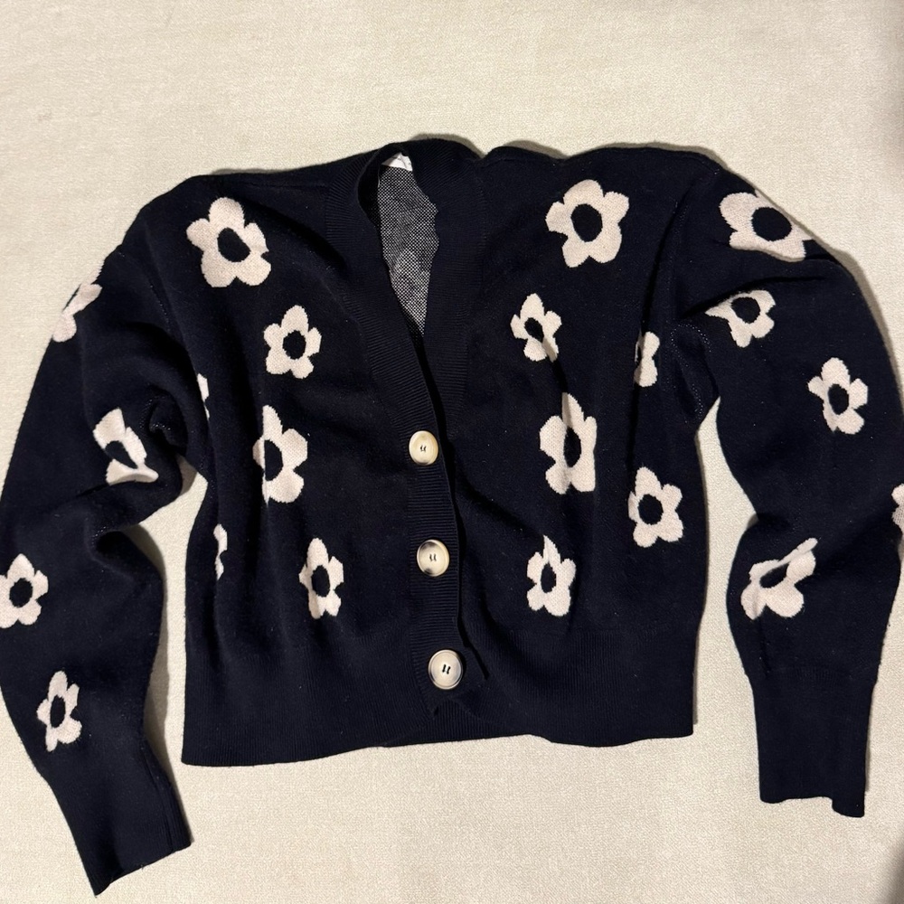 Floral Patterned Black and Cream Women's Sweater